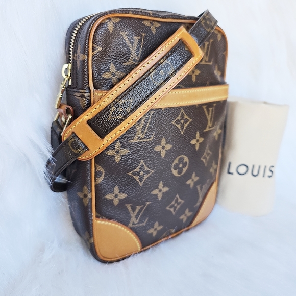 🔥😍Beautiful 😍 🔥 Authentic Louis Vuitton Danube PM - Picture 12 of 16